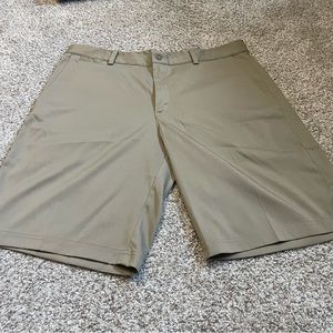 Men’s Nike Dri-Fit Golf Shorts (Size: 36 , Inseam: 10”)
